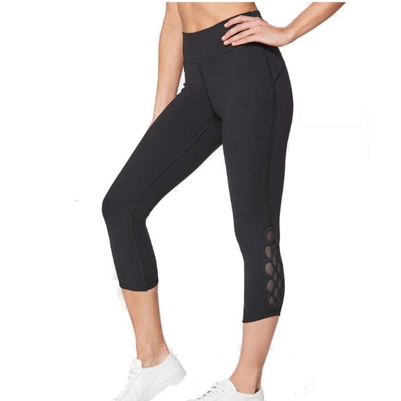 Lululemon Women's Tied To It Crop 21" Black - Picture 1 of 4